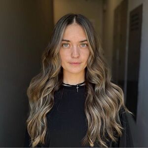 Meet your Posher, Cori